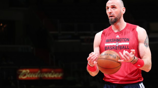 gortat shaved mohawk